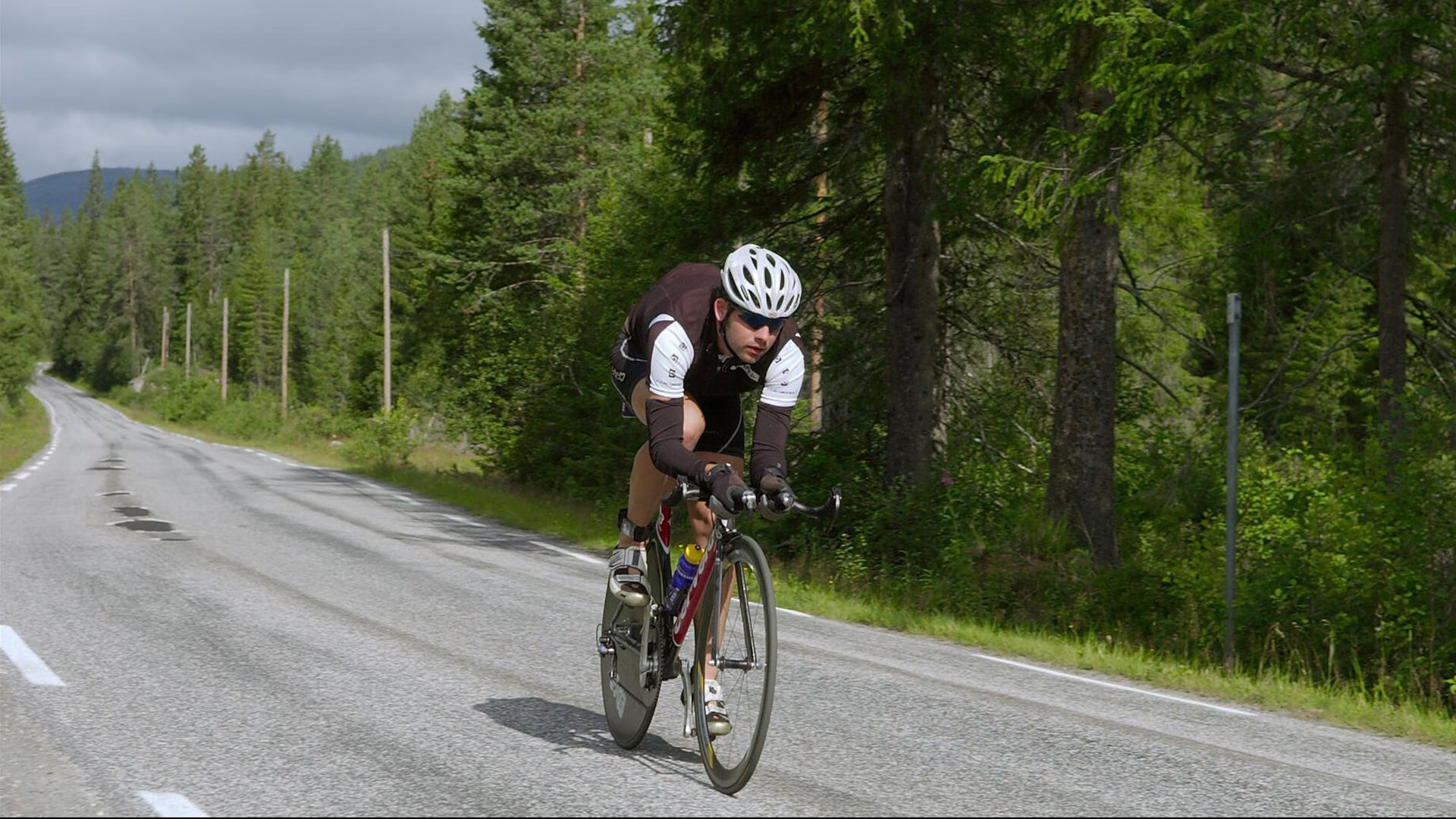 联赛中场焦点:掌握比赛主动权的关键人物,中场能力