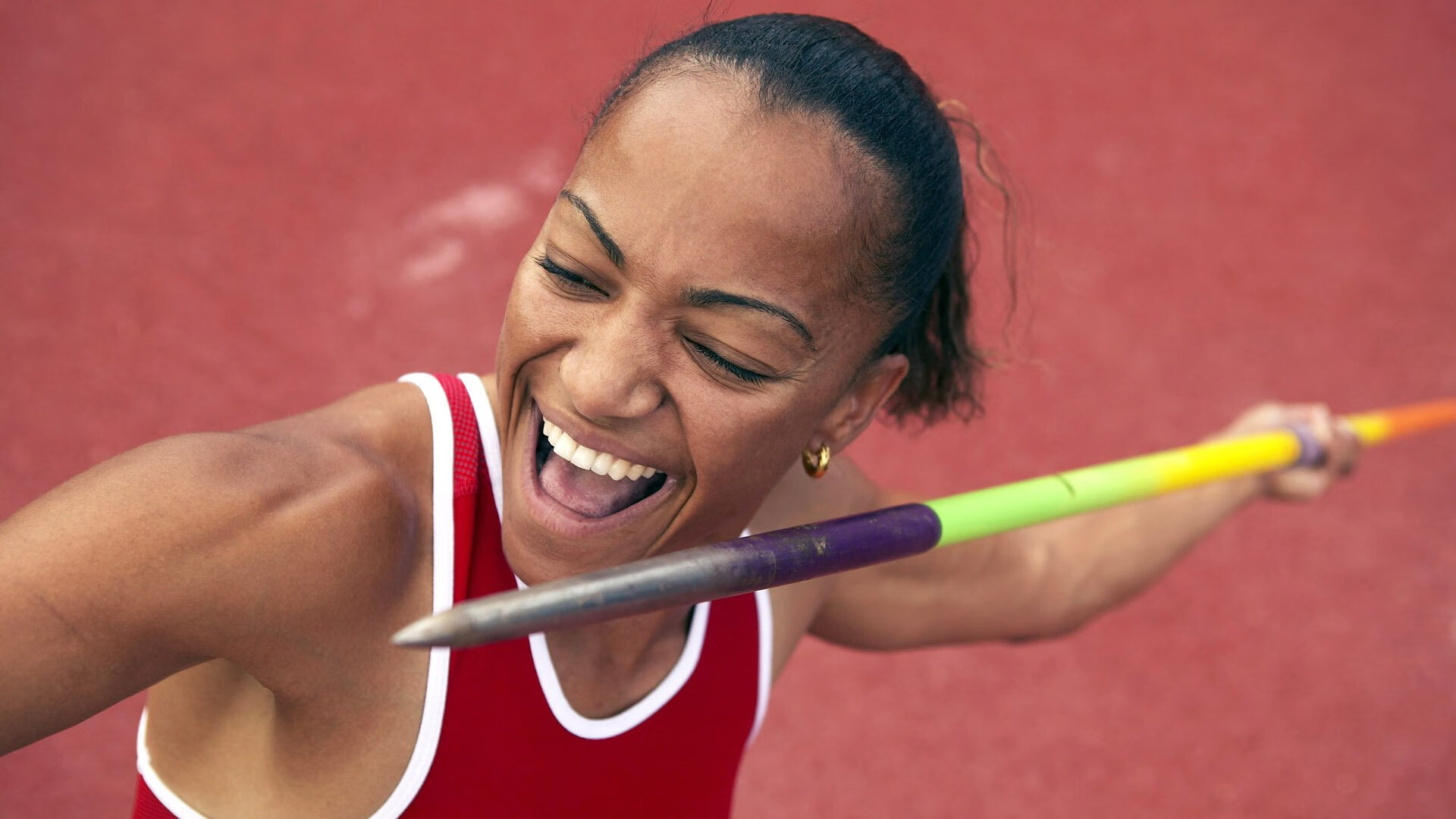 “武汉马拉松：全球马拉松爱好者齐聚赛场”