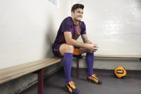 “马丁·高尔西：防守与进攻并行的全能球员，未来可期”