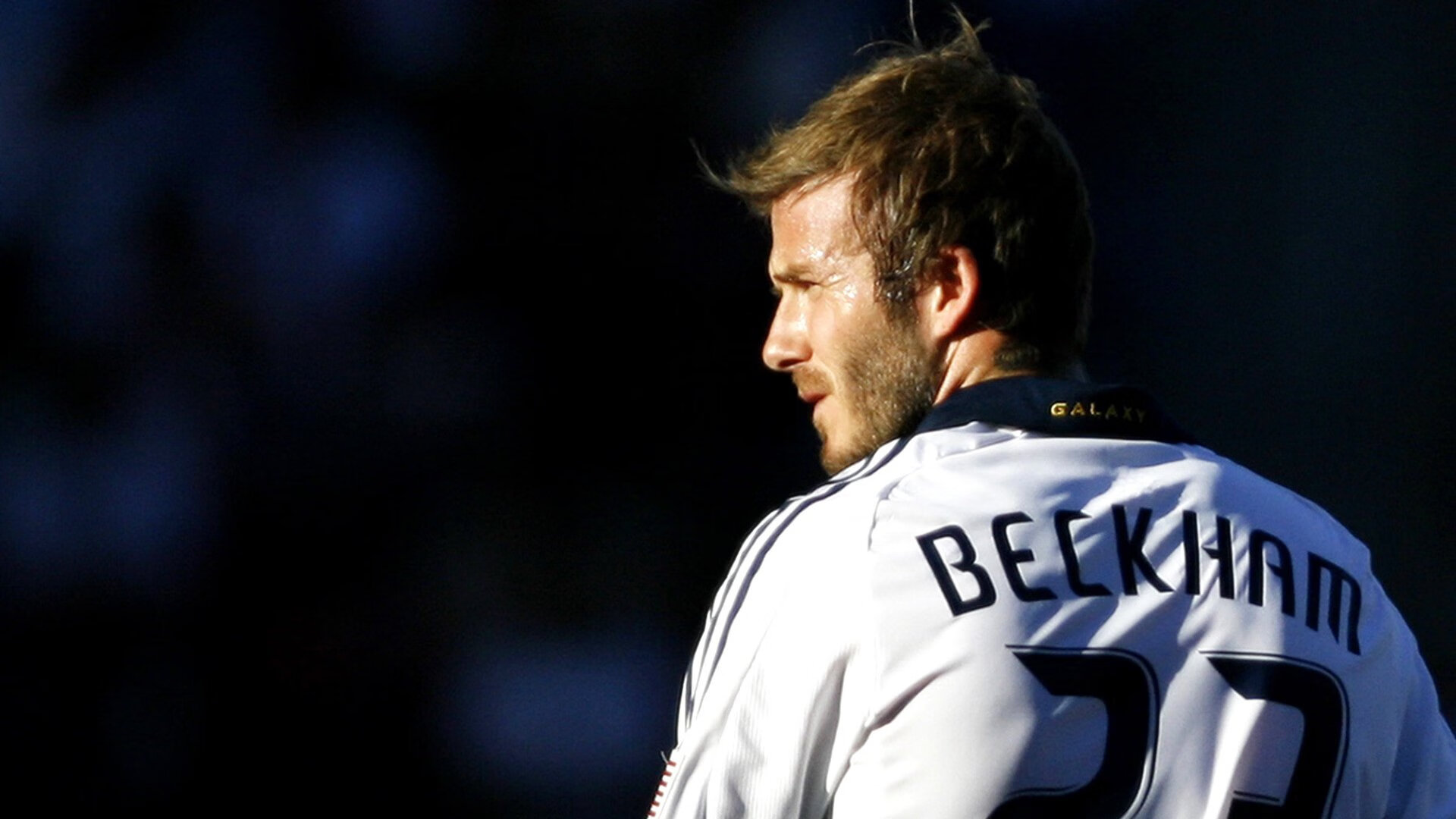 德甲火速反攻：瞬间突破敌阵引爆全场，德甲防守